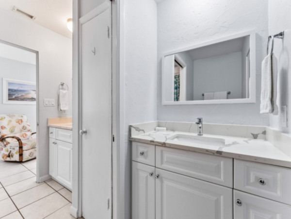 Lovely Three Bedroom Vacation Rental in Siesta Key